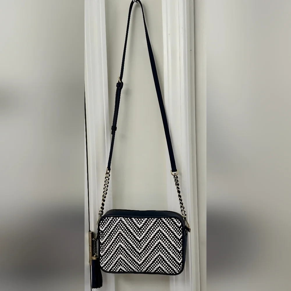 Michael Kors Ginny Medium Woven Leather Crossbody - Picture 3 of 8